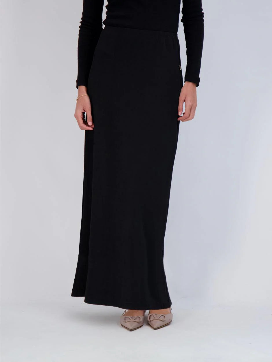 Ladies Long Ribbed 39" Inch Skirt with a Side Tag - M472RL