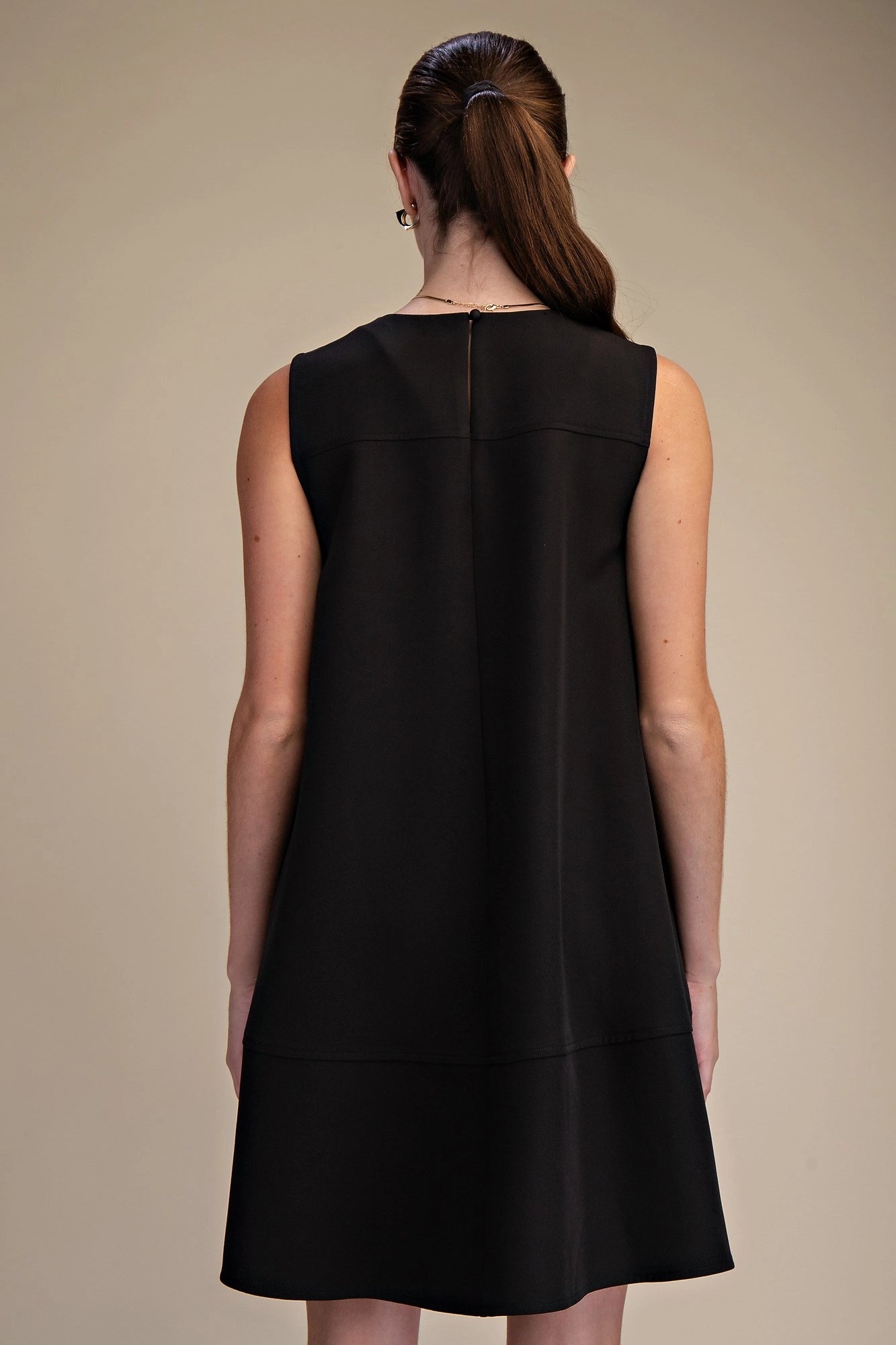 Round Neck Sleeveless Pleated Tunic Top - GD9794