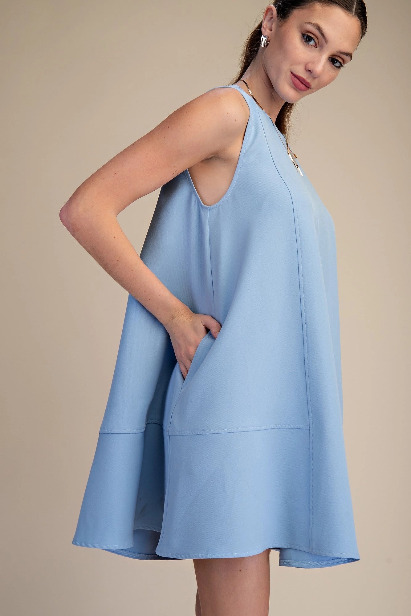 Round Neck Sleeveless Pleated Tunic Top - GD9794